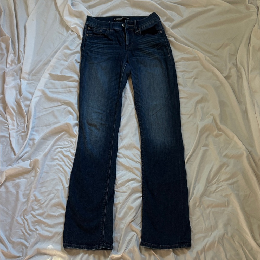✨New Listing✨ Express Women's Blue Jeans